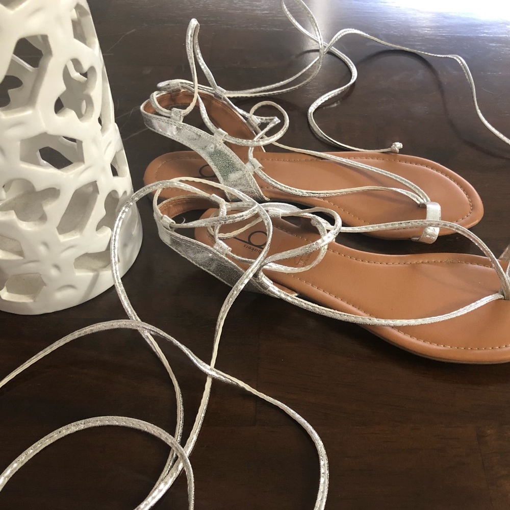 Shiny Comfy Sandals - Picture 3 of 3